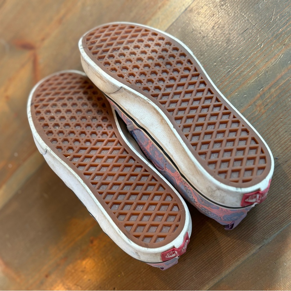 Cute Vans - Picture 4 of 4